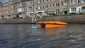 The floating robot collecting rubbish in our waterways